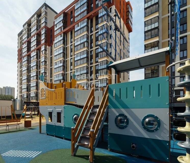 Продаётся 1-комнатная квартира, 43.9 м²