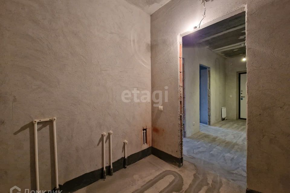 Продаётся 2-комнатная квартира, 57.7 м²