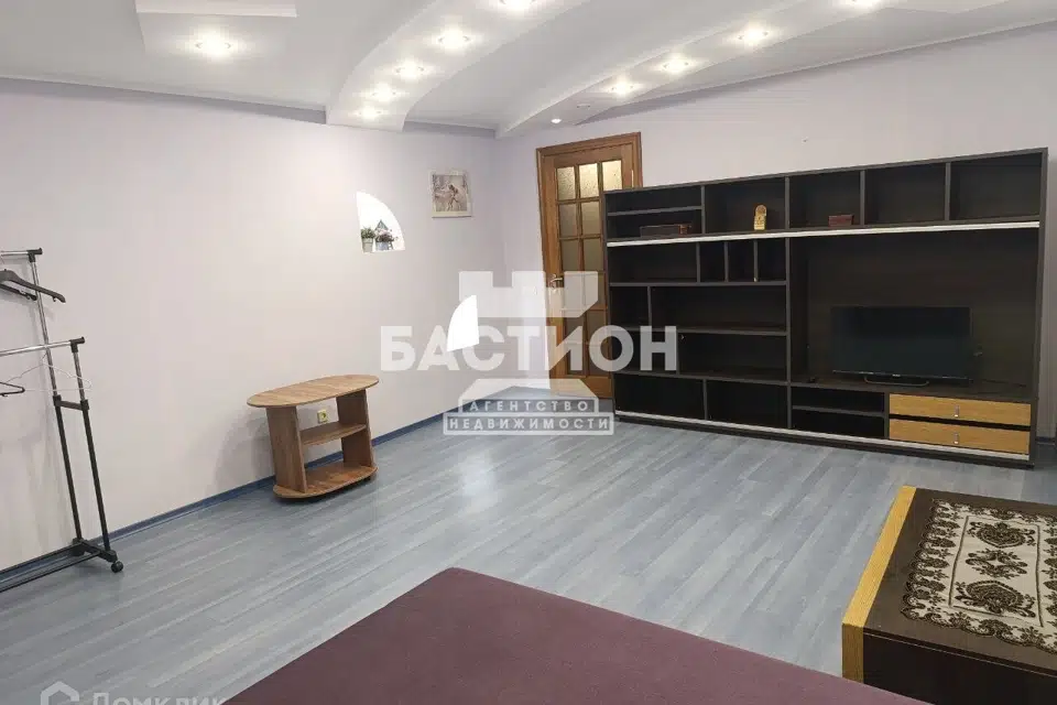 Продаётся 3-комнатная квартира, 109.3 м²