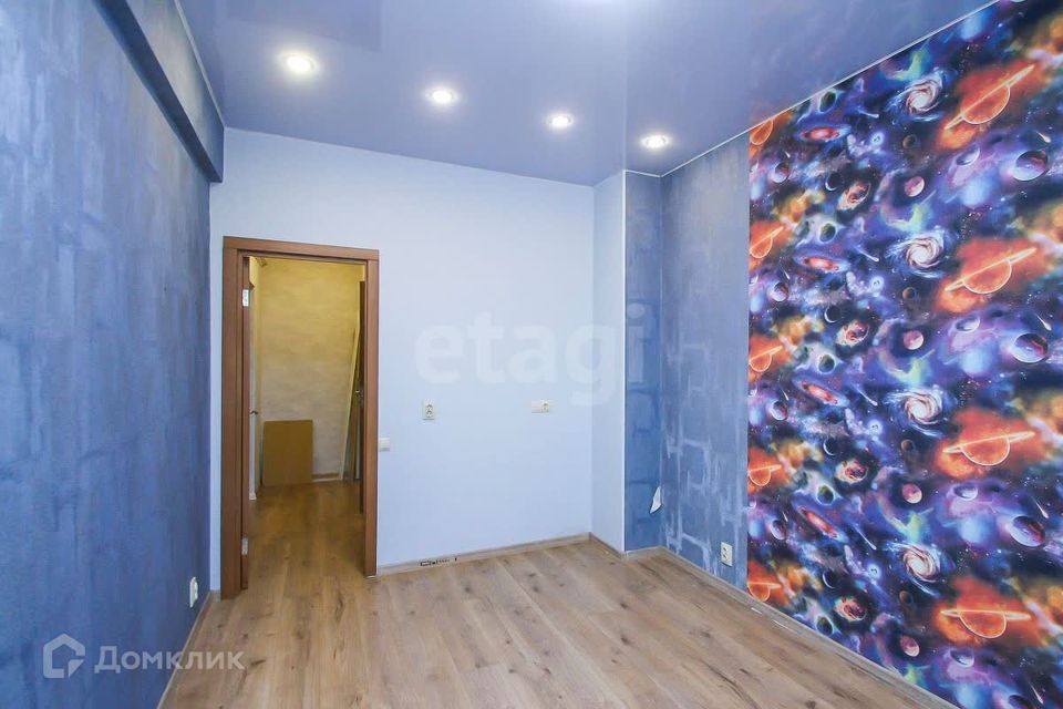 Продаётся 1-комнатная квартира, 43.2 м²