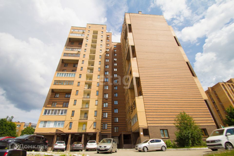 Продаётся 3-комнатная квартира, 100 м²