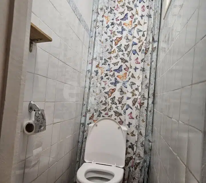Продаётся 4-комнатная квартира, 61.3 м²