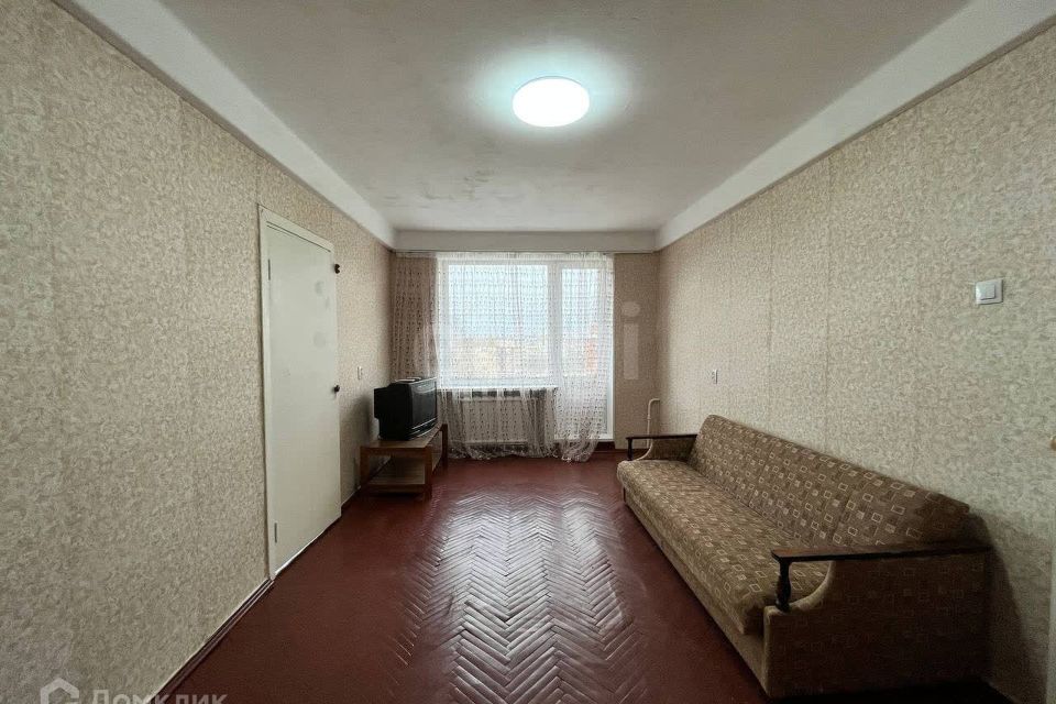 Продаётся 3-комнатная квартира, 55.8 м²