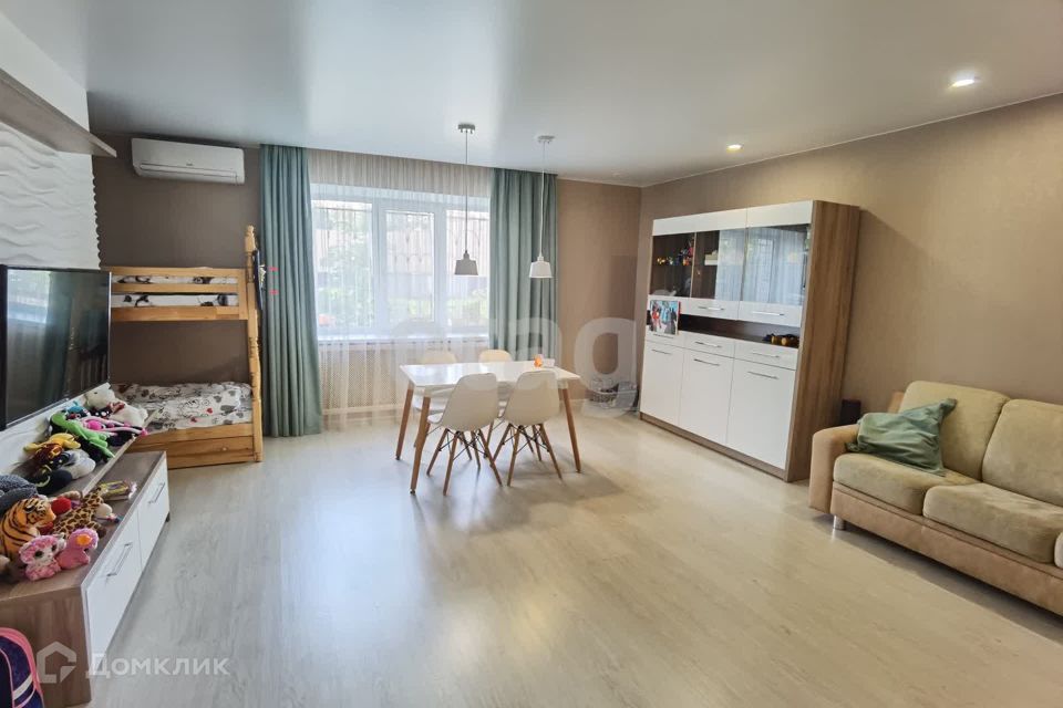 Продаётся 2-комнатная квартира, 78.6 м²