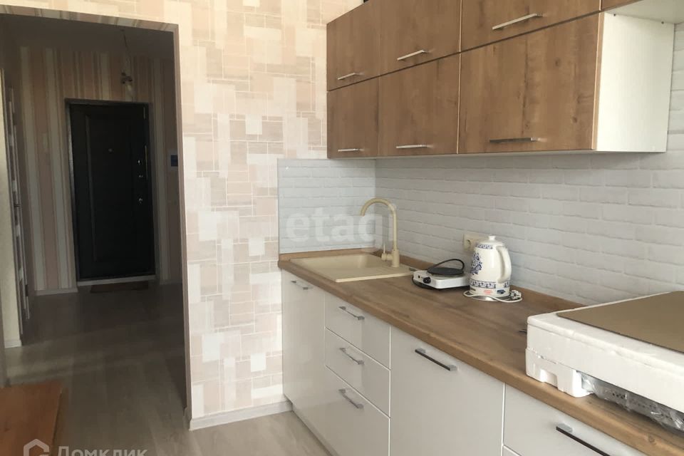 Продаётся 1-комнатная квартира, 37 м²