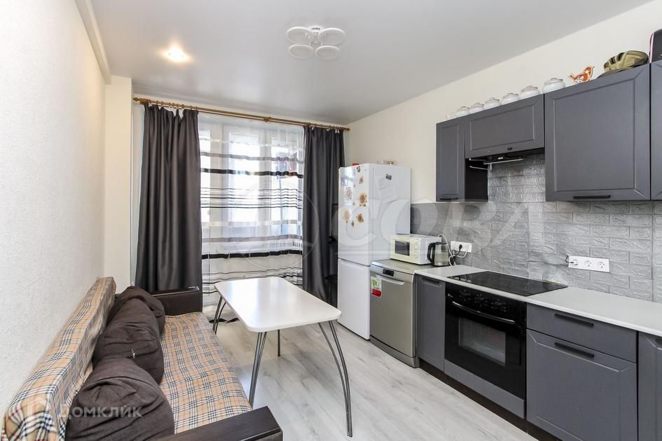 Продаётся 1-комнатная квартира, 46.5 м²