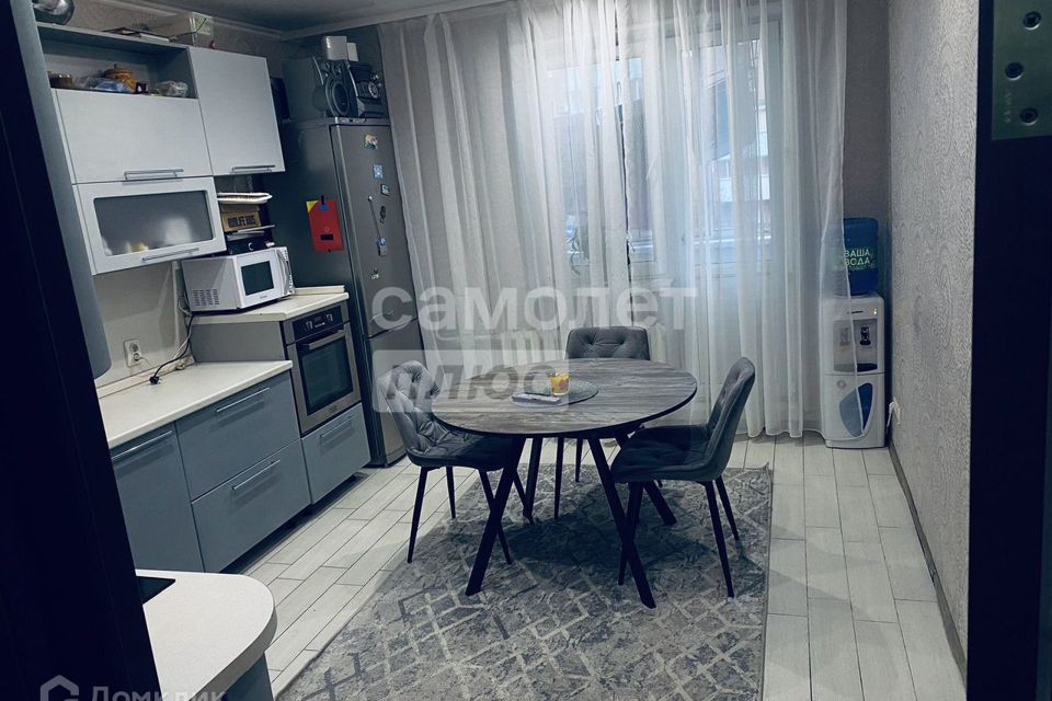 Продаётся 2-комнатная квартира, 88 м²