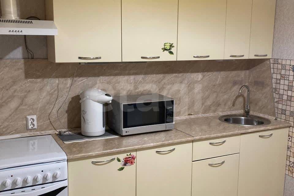 Сдаётся 2-комнатная квартира, 62 м²
