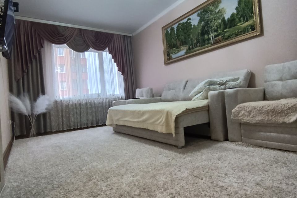 Продаётся 1-комнатная квартира, 43 м²
