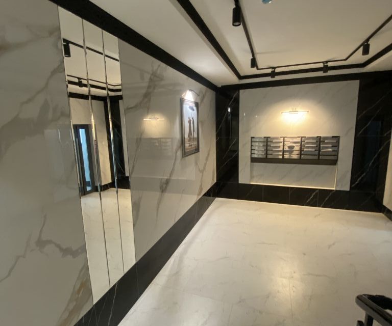 Продаётся 1-комнатная квартира, 53.5 м²