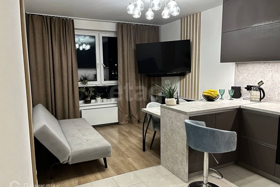 Продаётся 1-комнатная квартира, 47.2 м²