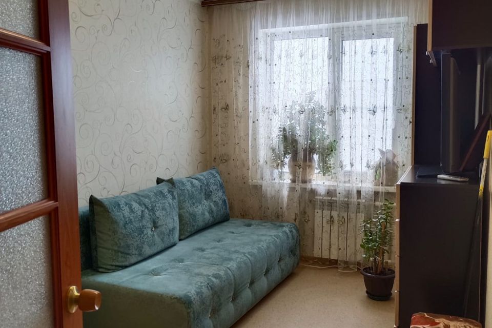 Продаётся 3-комнатная квартира, 56.9 м²