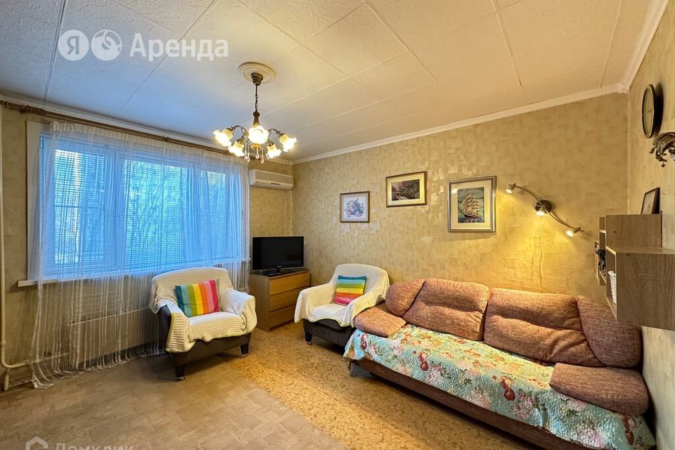 Сдаётся 2-комнатная квартира, 52 м²