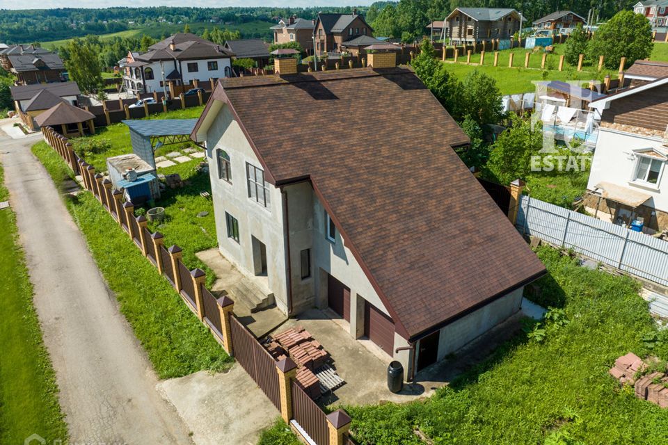 Продаётся 2-этажный дом, 169.7 м²