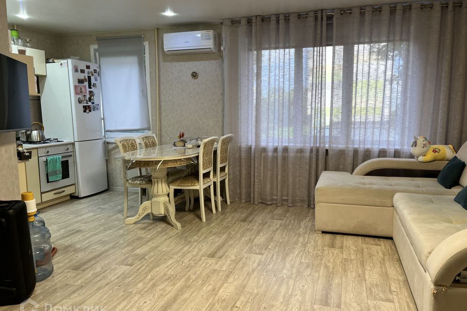 Продаётся 3-комнатная квартира, 59 м²
