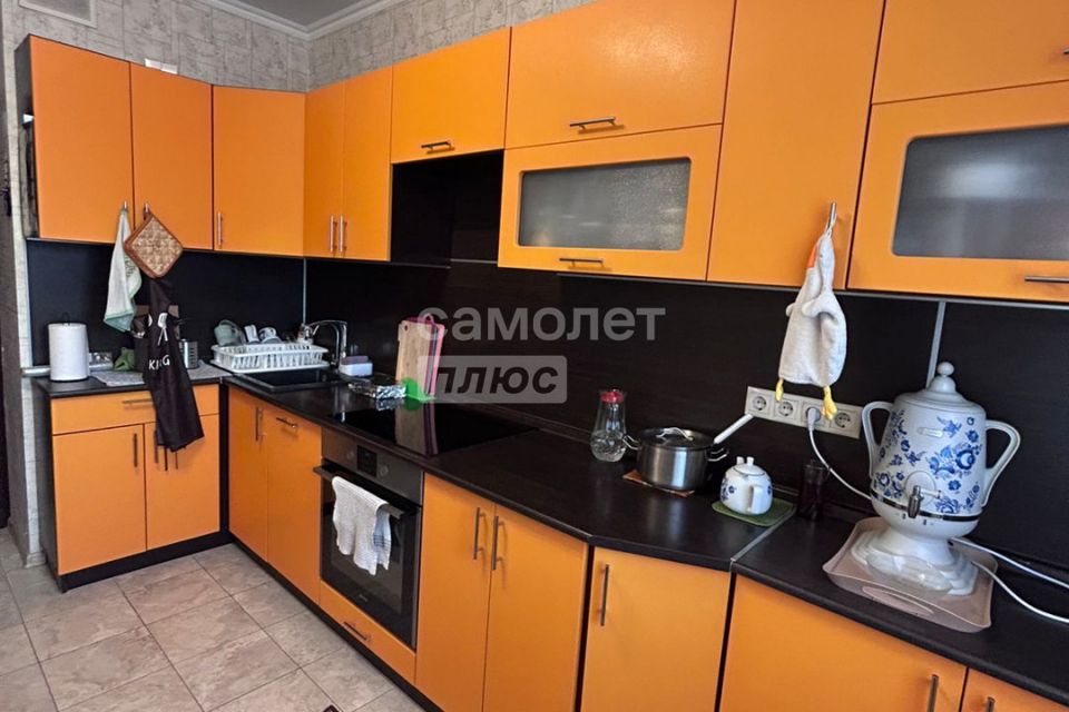 Продаётся 2-комнатная квартира, 63 м²