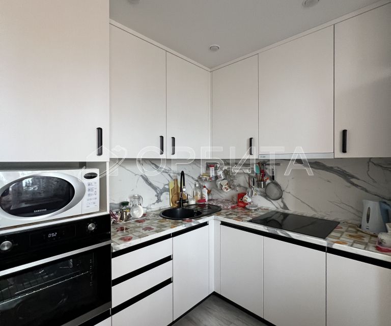 Продаётся 1-комнатная квартира, 40.9 м²