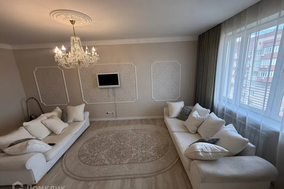 Сдаётся 2-комнатная квартира, 75 м²