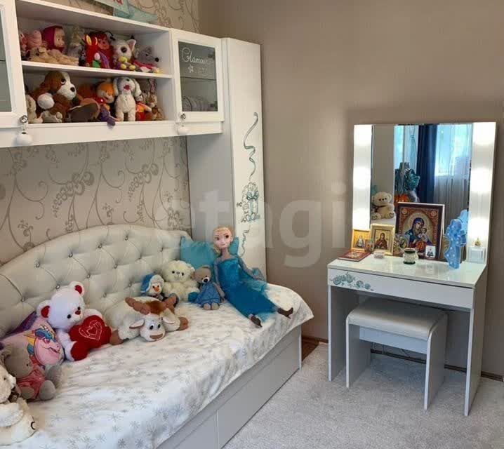 Продаётся 4-комнатная квартира, 80 м²