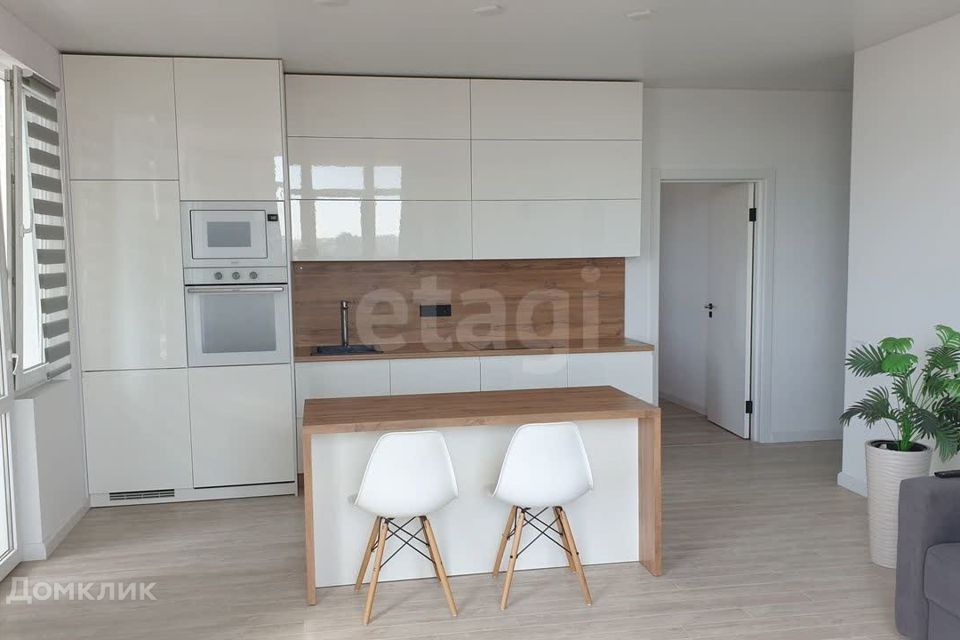 Сдаётся 2-комнатная квартира, 62 м²