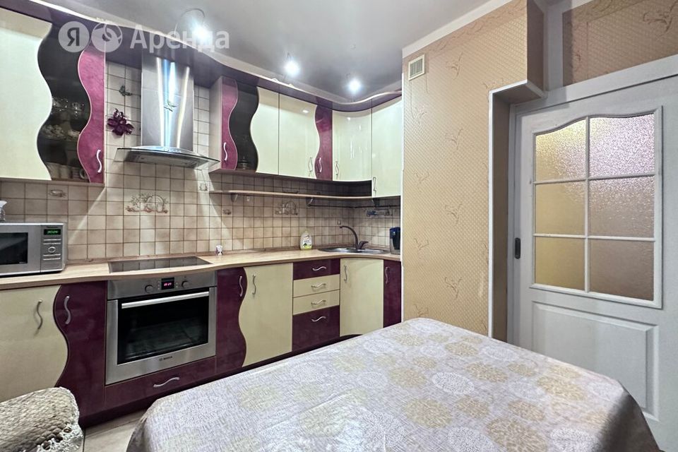 Сдаётся 2-комнатная квартира, 60 м²
