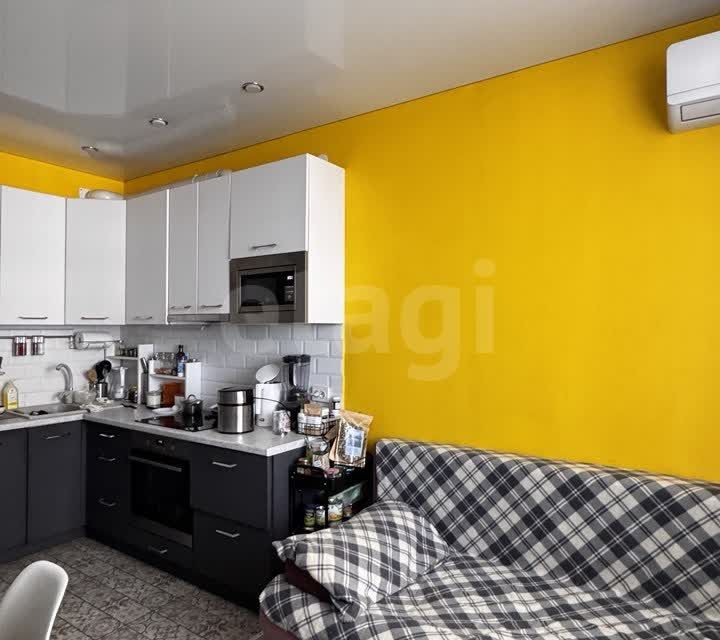 Продаётся 2-комнатная квартира, 66.7 м²