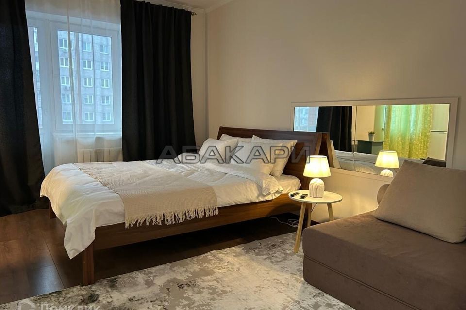 Сдаётся 1-комнатная квартира, 55 м²