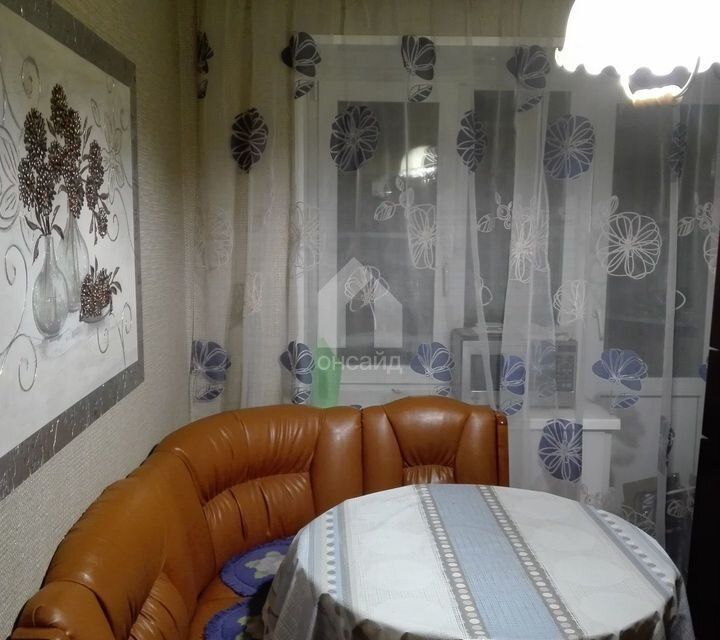Продаётся 2-комнатная квартира, 64.9 м²