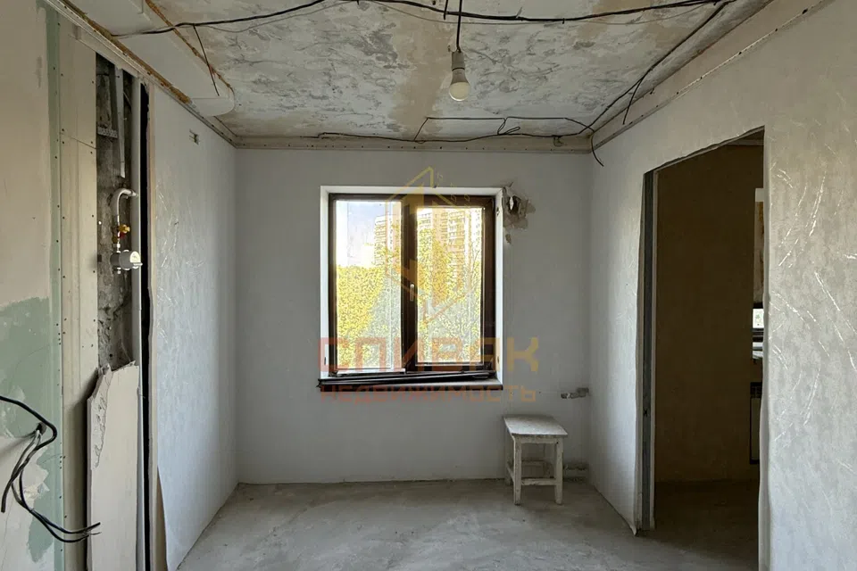 Продаётся 4-комнатная квартира, 83.9 м²