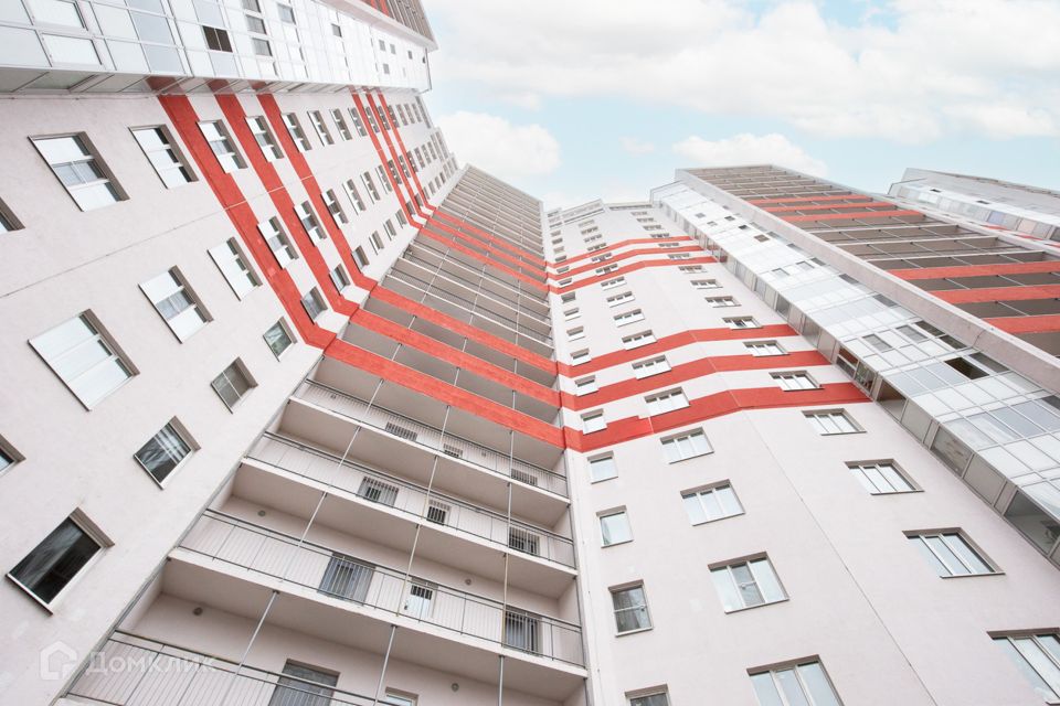 Продаётся 2-комнатная квартира, 81 м²