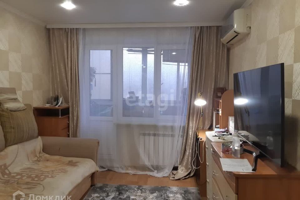 Продаётся 2-комнатная квартира, 43.7 м²
