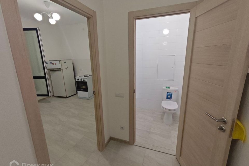 Продаётся 2 комнаты в 2-комн. квартире, 18 м²