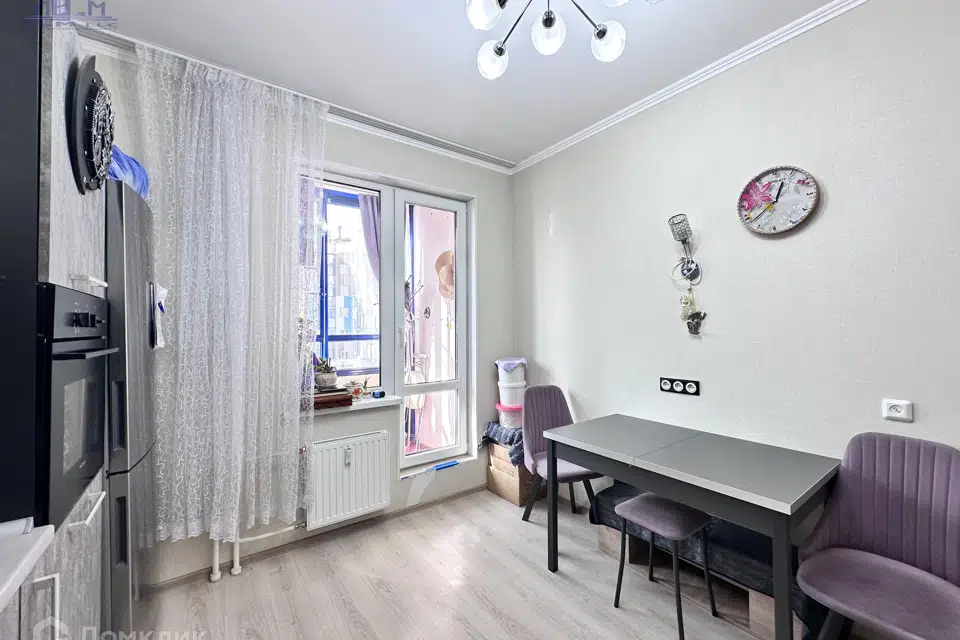 Продаётся 1-комнатная квартира, 37 м²