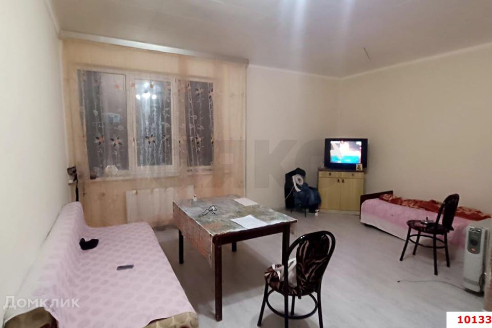 Продаётся 1-комнатная квартира, 35.8 м²