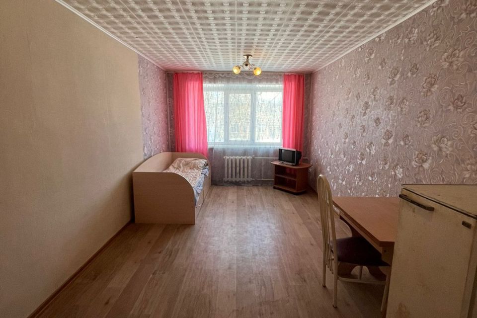 Продаётся комната в 1-комн. квартире, 18.6 м²