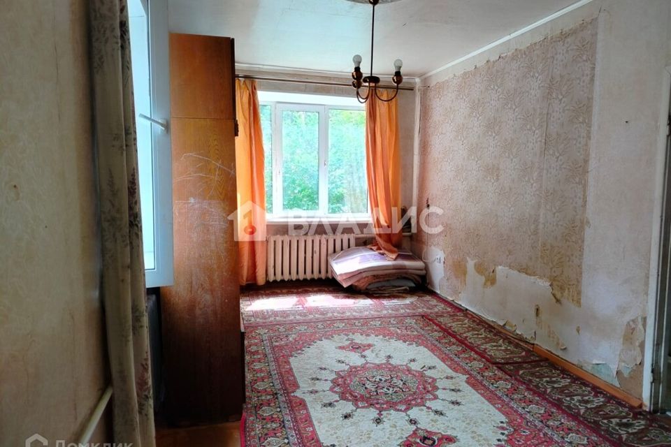 Продаётся 2-комнатная квартира, 41.8 м²