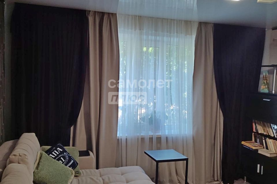 Продаётся 3-комнатная квартира, 60 м²