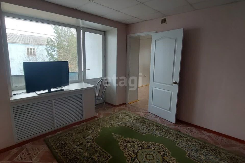 Продаётся 3-комнатная квартира, 49 м²
