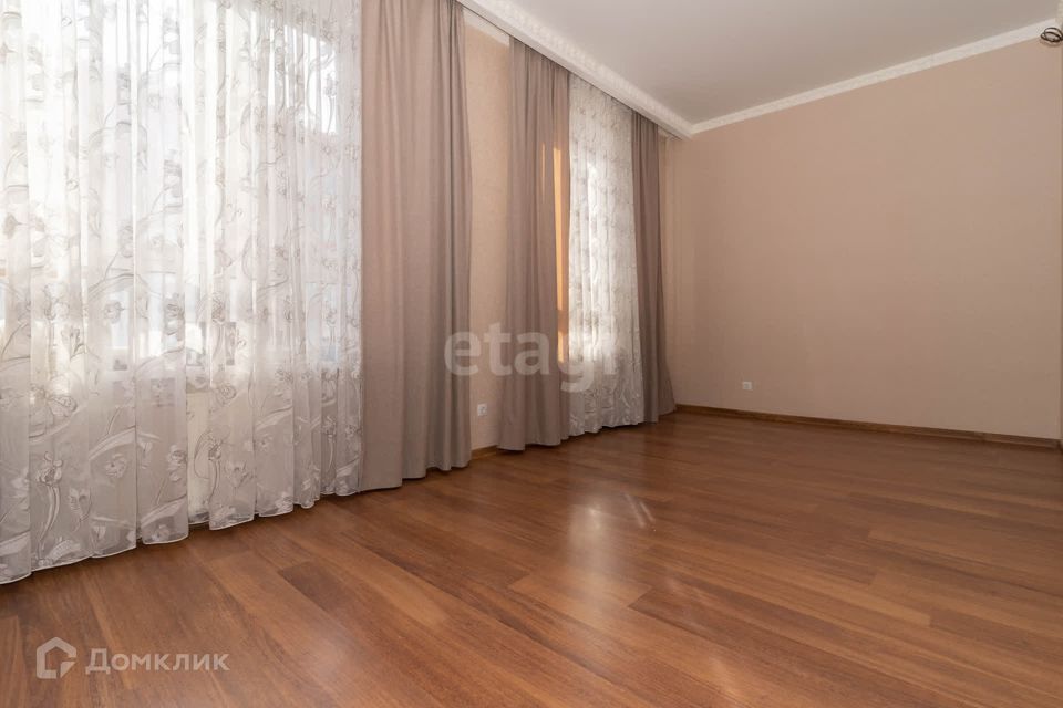 Продаётся 2-комнатная квартира, 75 м²