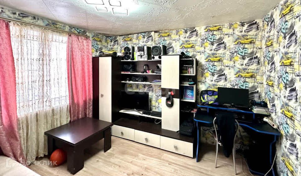 Продаётся 3-комнатная квартира, 56.6 м²