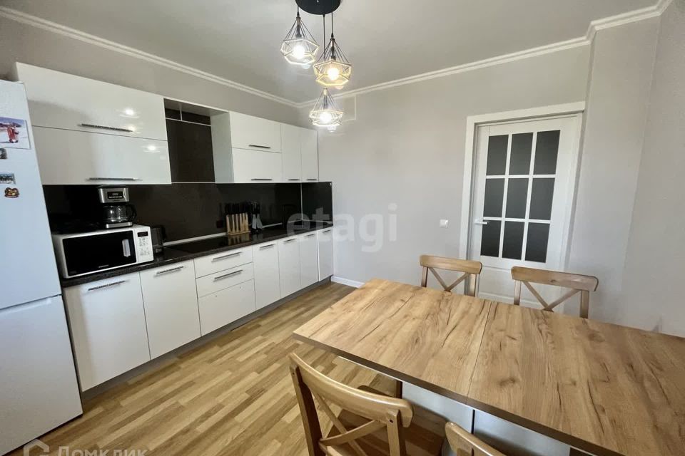 Продаётся 2-комнатная квартира, 60 м²