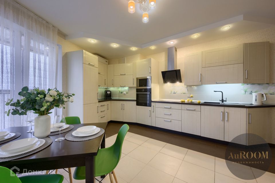 Продаётся 3-комнатная квартира, 123 м²