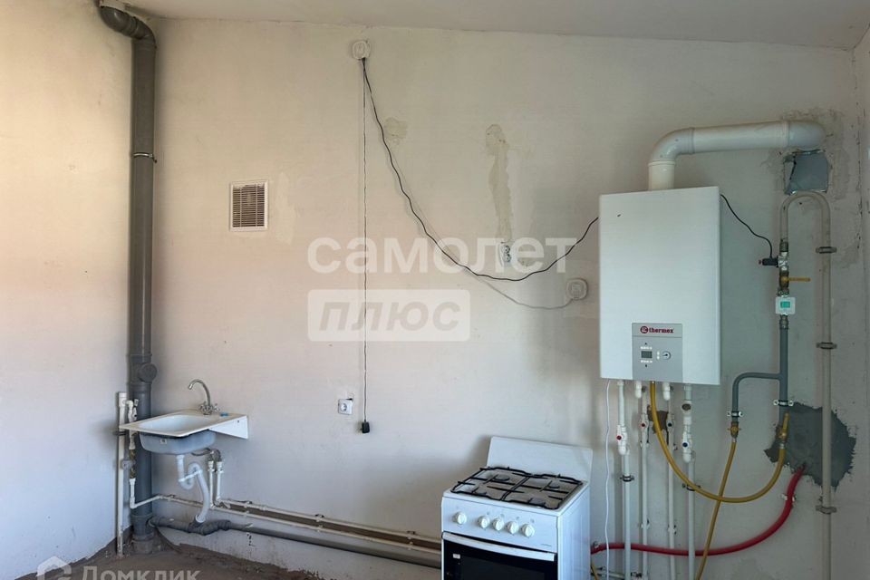 Продаётся 4-комнатная квартира, 102 м²