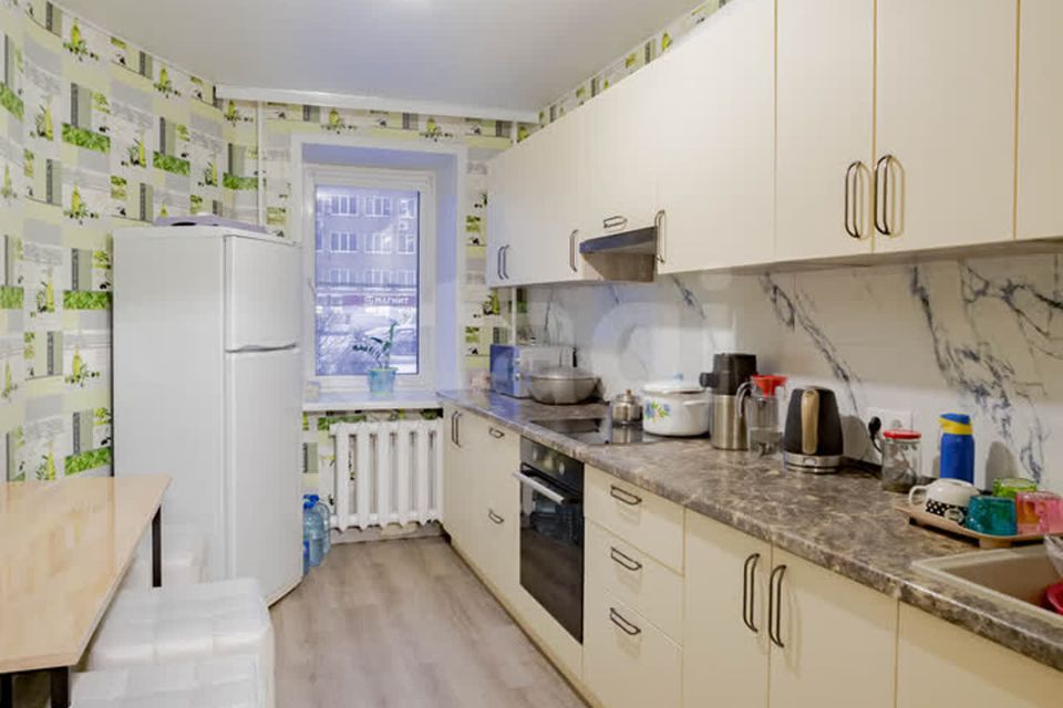 Продаётся 4-комнатная квартира, 95.8 м²