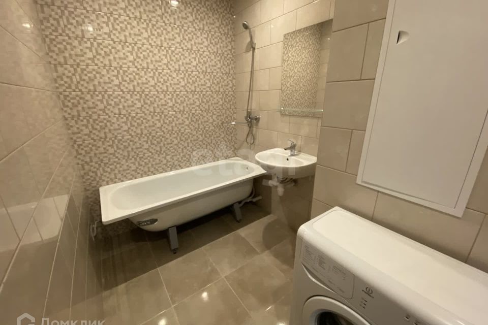 Продаётся 2-комнатная квартира, 55.6 м²