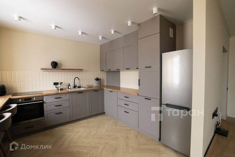 Продаётся 3-комнатная квартира, 82.4 м²