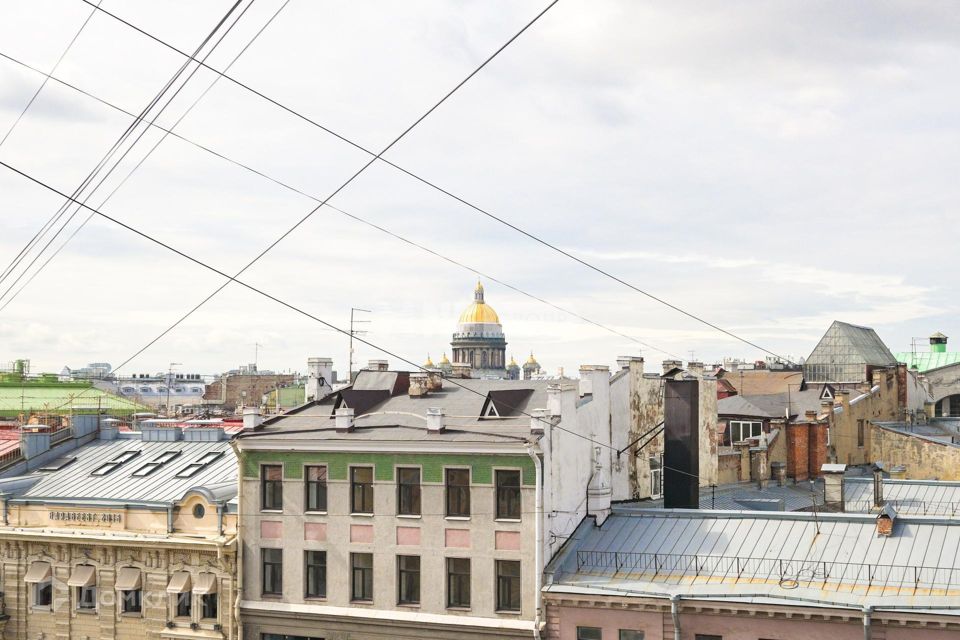 Продаётся 6-комнатная квартира, 243.7 м²