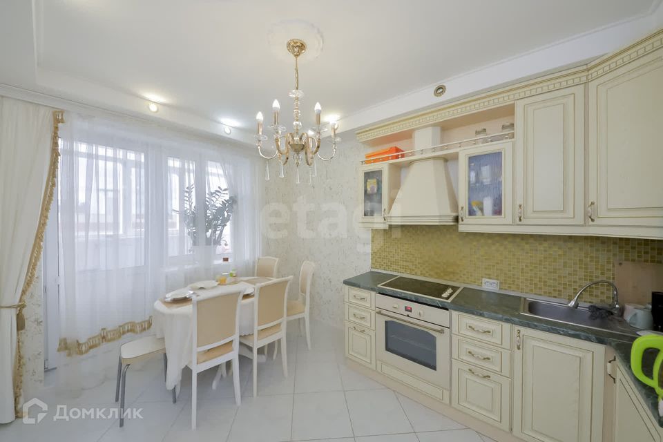 Продаётся 1-комнатная квартира, 49.4 м²
