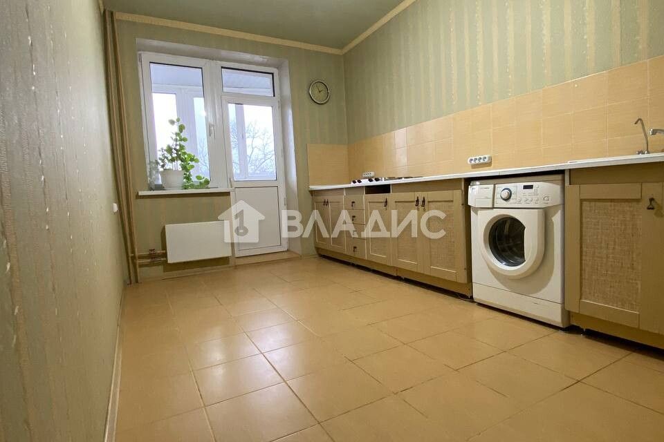 Продаётся 1-комнатная квартира, 55.8 м²