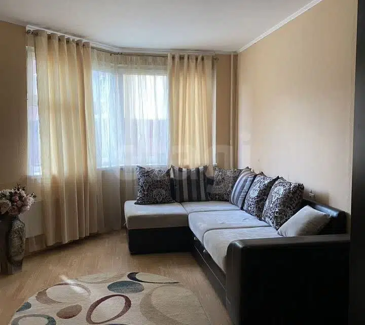 Продаётся 2-комнатная квартира, 56.3 м²